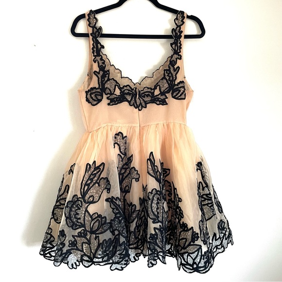 Anthropologie Maeve Sleeveless V-Neck Lace Fit And Flare Mini Dress Size 6 NWT - Picture 7 of 15